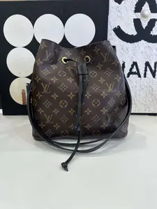 Pre-owned Louis Vuitton Monogram Noir Bucket Bag – Chip Version