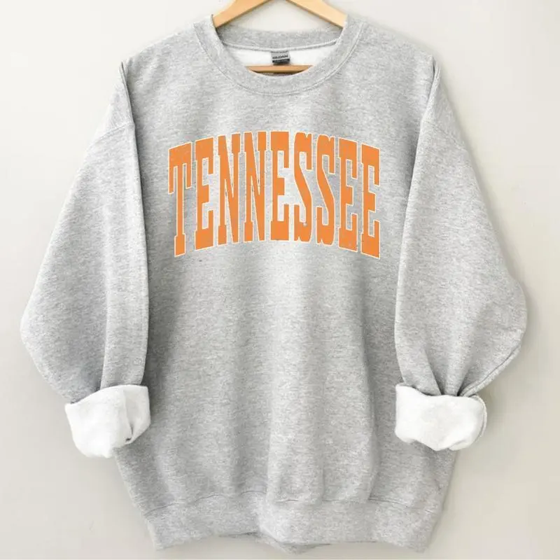 Tennessee Sweatshirt – Classic Vintage Graphic Top, Unisex Cotton Crewneck, Travel Gift for Fans