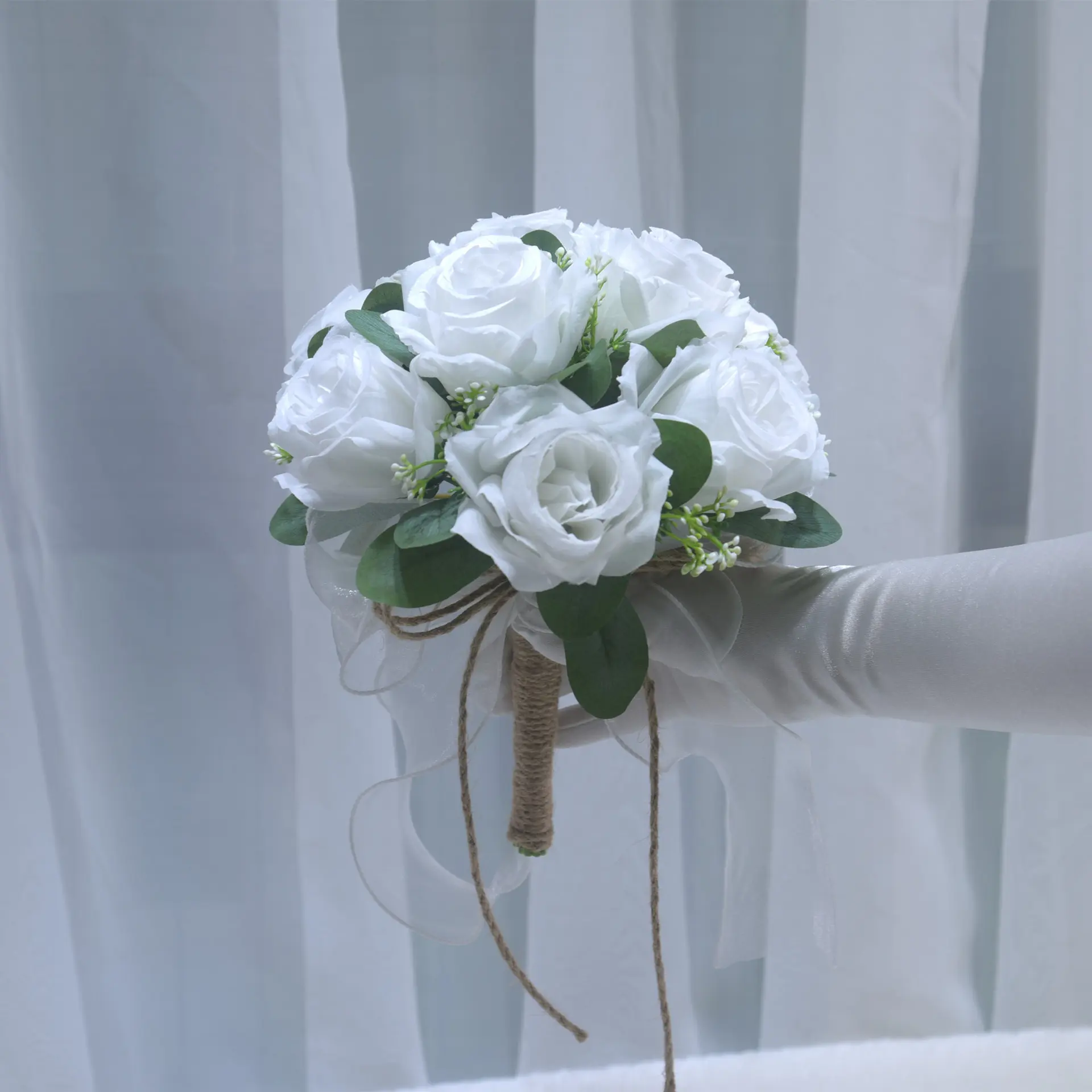 198 Aono Overture White