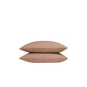 Parachute Core Percale Pillow Cases in Adobe