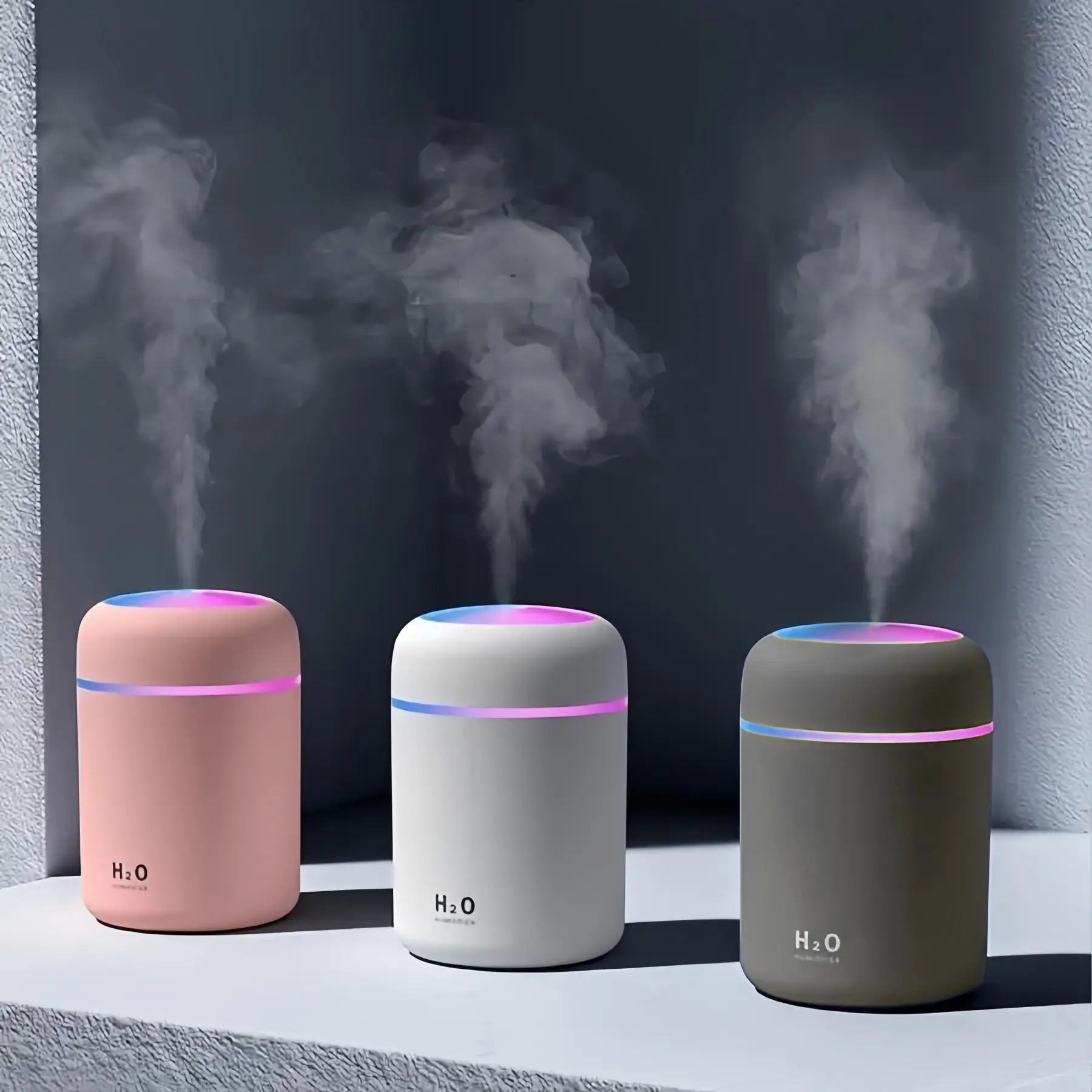 Mini Car Air Humidifier, USB Powered Car Air Humidifier, Desktop Home Car Humidifier, Universal Dual Wet Aromatic Essential Oil Diffuser