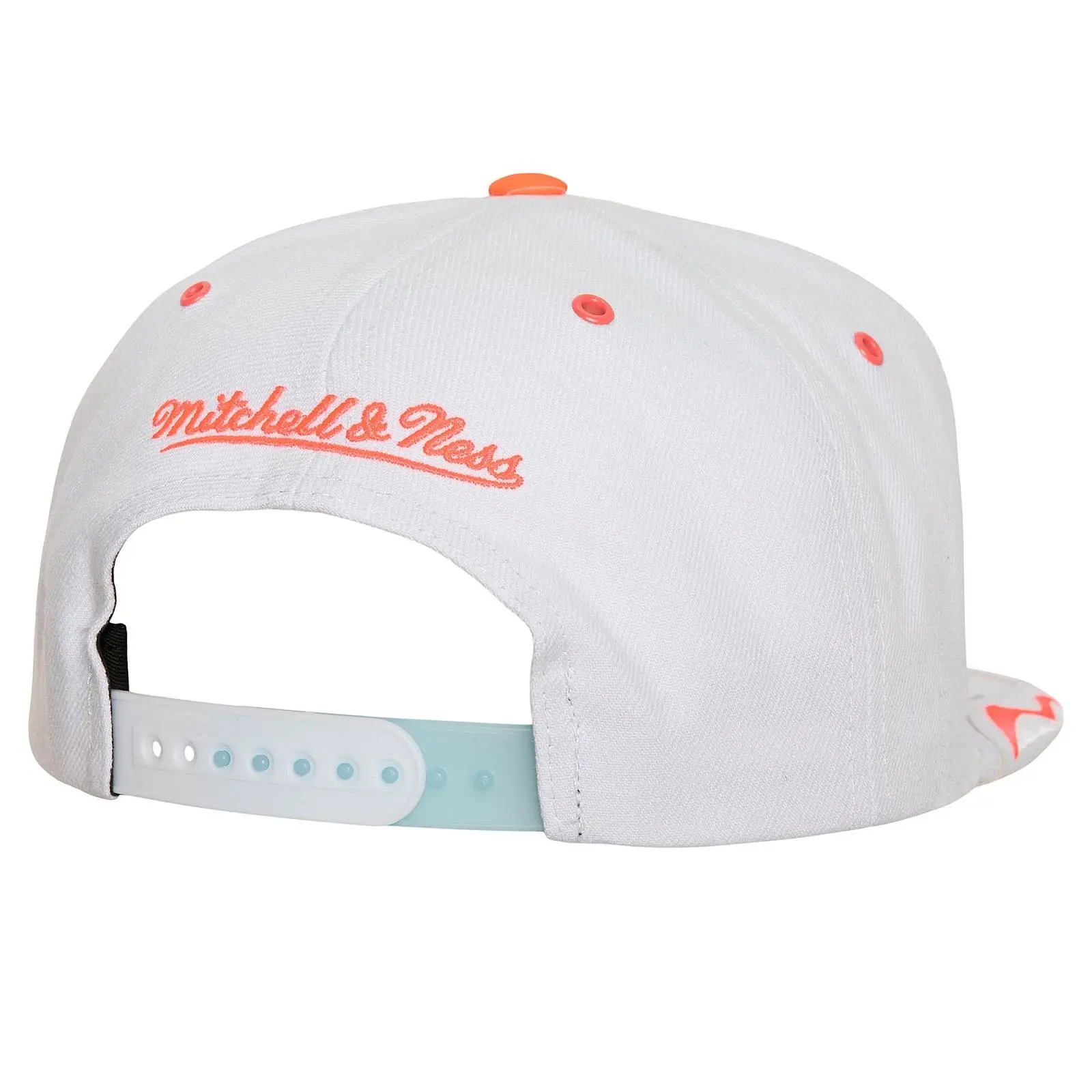 White Chicago Bulls Day 6 Snapback Hat - White NBA Throwback Cap Adjustable Fan Gear Mitchell & Ness