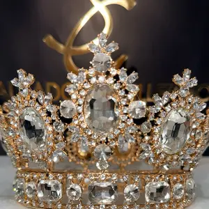 Corona XV Años Dorada Brillante Premium