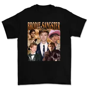 Thomas Brodie Shirt Girl Dinner Retro Heartthrob Graphic T-Shirt