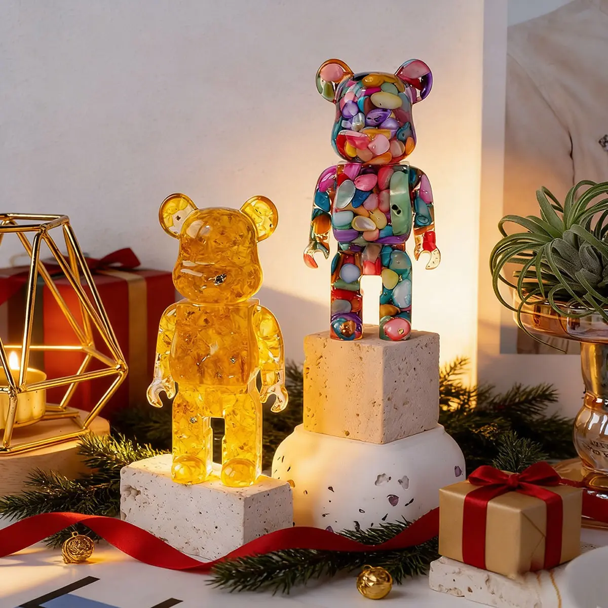 Handmade Crystal Resin Reiki Bear Figurine, Bear Ornament, Energy Healing Spiritual Amulet, Feng Shui Decor for Home & Office, Ideal Christmas Gift, Home Office Decoration
