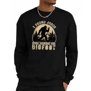 Oversized Long Sleeve Sweatshirt with Bigfoot Meme Print – Vintage Outdoor Humor for Casual Streetwear