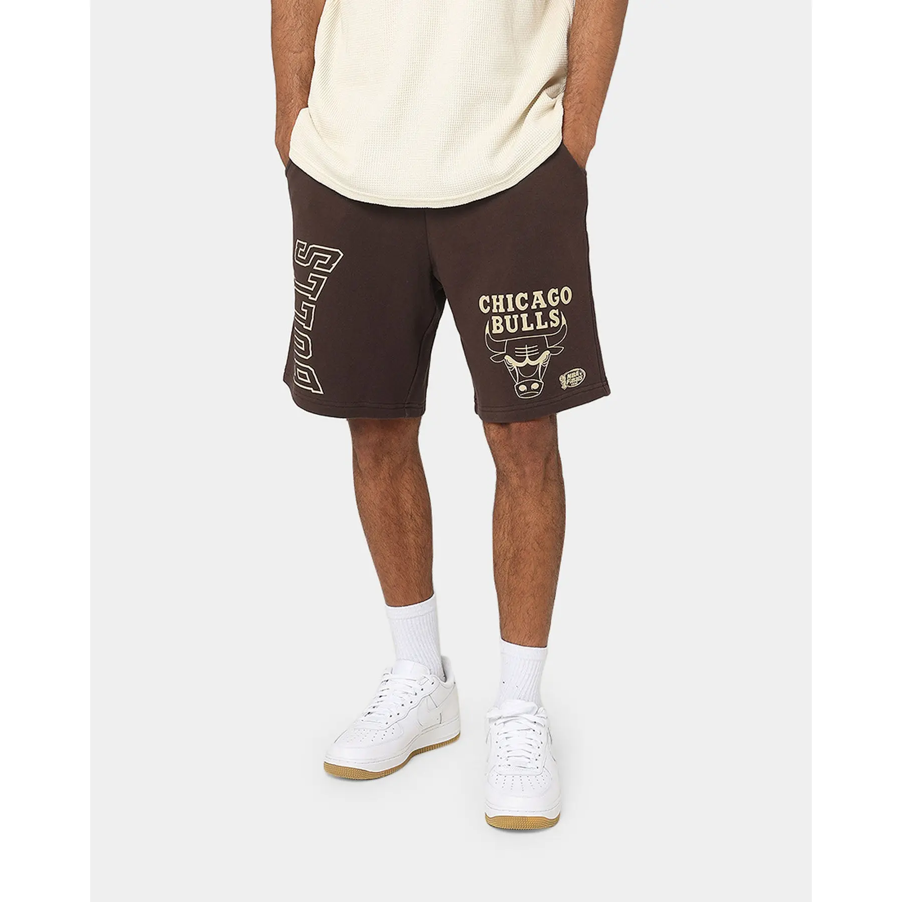 Mitchell & Ness Chicago Bulls Shorts Baroque Brown
