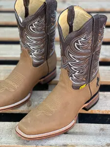 LIGHT BROWN SEMI WIDE SQUARE TOE COWBOY BOOTS