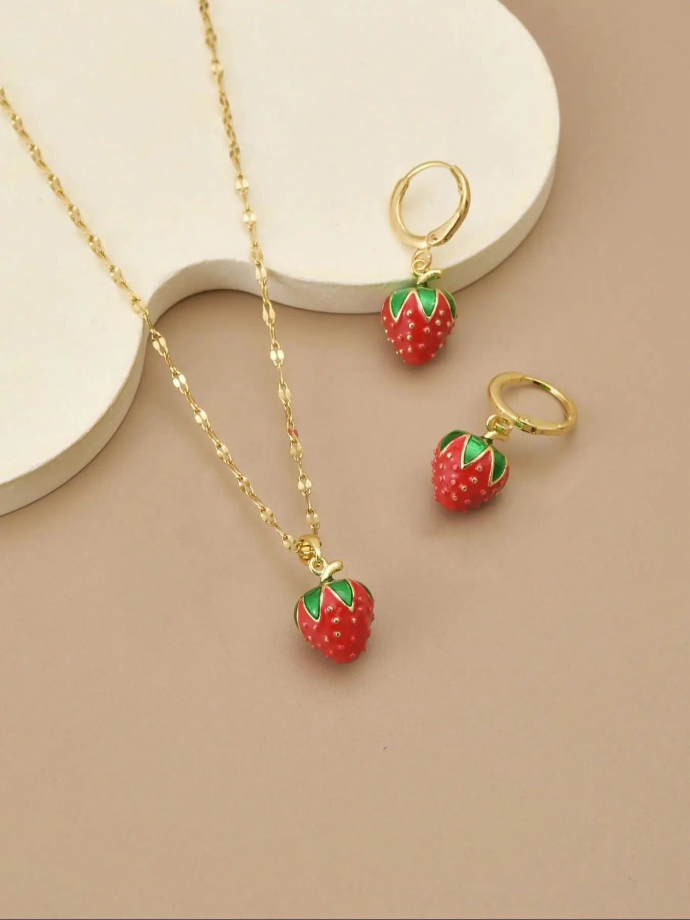 Stylish Coordinated Strawberry Fruit Gift Box Set, Stainless Steel Necklaces Earrings Set for Women, Elegant Cute Jewelry Accessories, Jewelry Sets