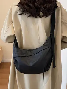 Lightweight Large Capacity Crossbody Bag, Casual Solid Color Shoulder Bag for Women & Men, Fashionable Crossbody Bag for Daily Use