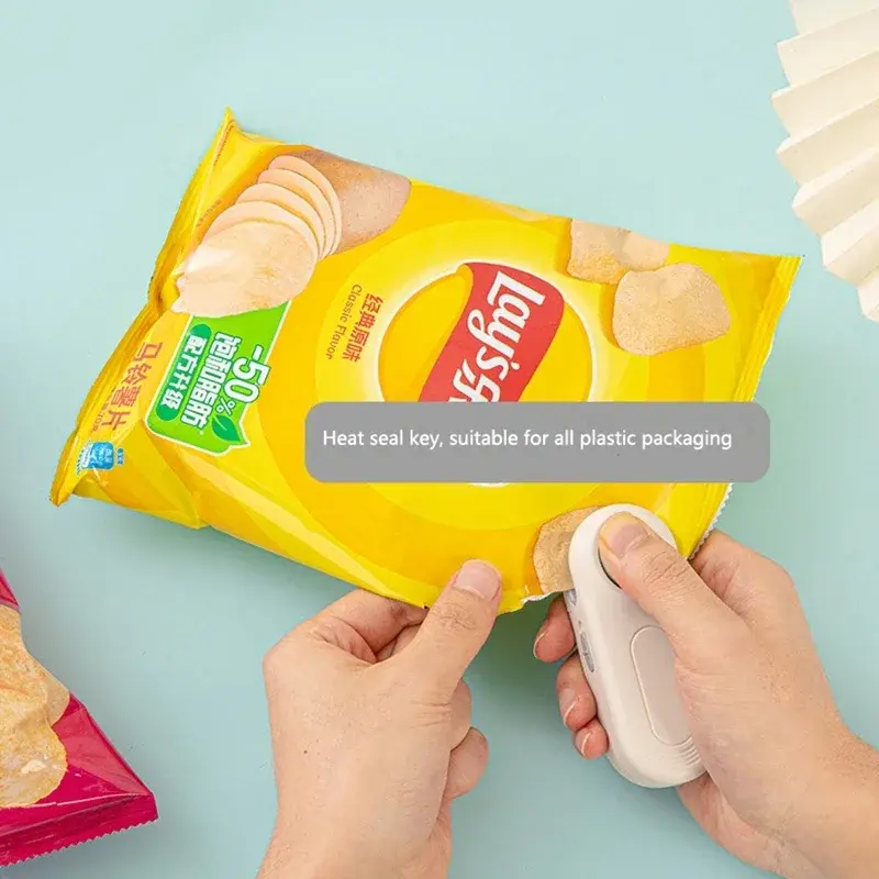 Mini Snack Sealing Machine Ensure Food Airtightness Extend Shelf Life Packaging Plastic Bags Vacuum Sealing Machine 2026 New XMSJ