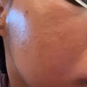 Product Review of [Top Selling] mixsoon Bean Sunscreen 1.69 fl.oz / 50ml - Airy Watery Texture, No White Cast, Daily Korean Face Sunscreen from K**r