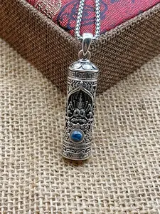 Rotatable Thousand-Hand Guanyin Pendant Necklace, Vintage Antique Projection Buddha Statue Jewelry, Unisex Birthday Gift