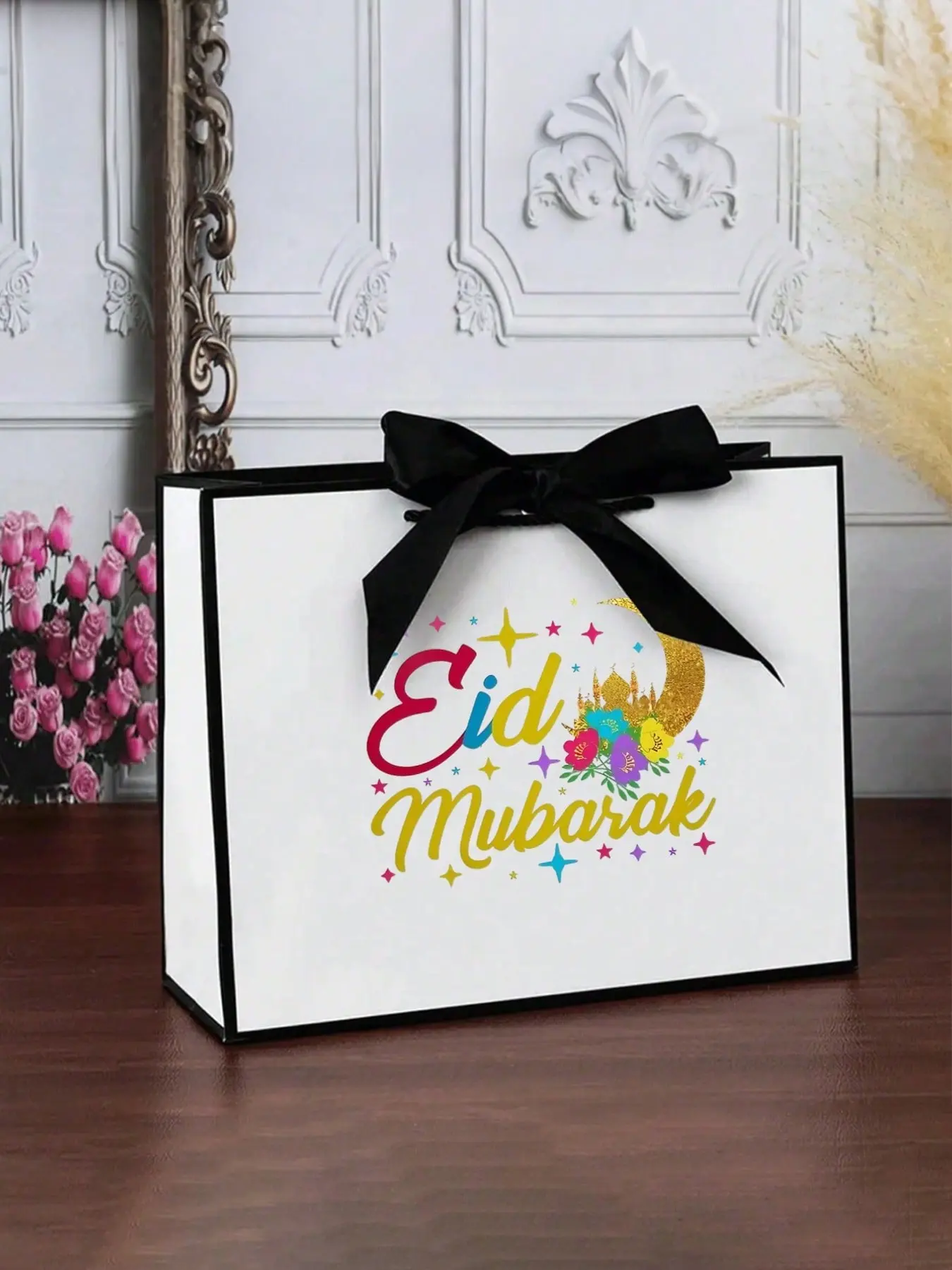 Eid Mubarak Gift Bag, Lightweight Foldable Paper Shopping Bag with Ribbon, Perfect for Eid Celebrations, Ideal for Candy and Cookie Gifts