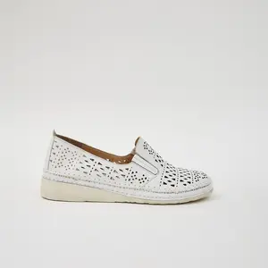 Elsie White Women`s Summer Casual Moccasins