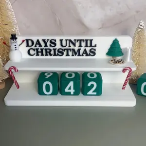 Evergreen Christmas Counter with 4 Dice & 2 Mini Accessories for Festive Counting - Advent Calendar - Options Featuring Snowflake Candy Cane and Stocking Decor