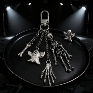 Punk Gothic Skull Keychain! Halloween Gift for Couples & Bag Charm