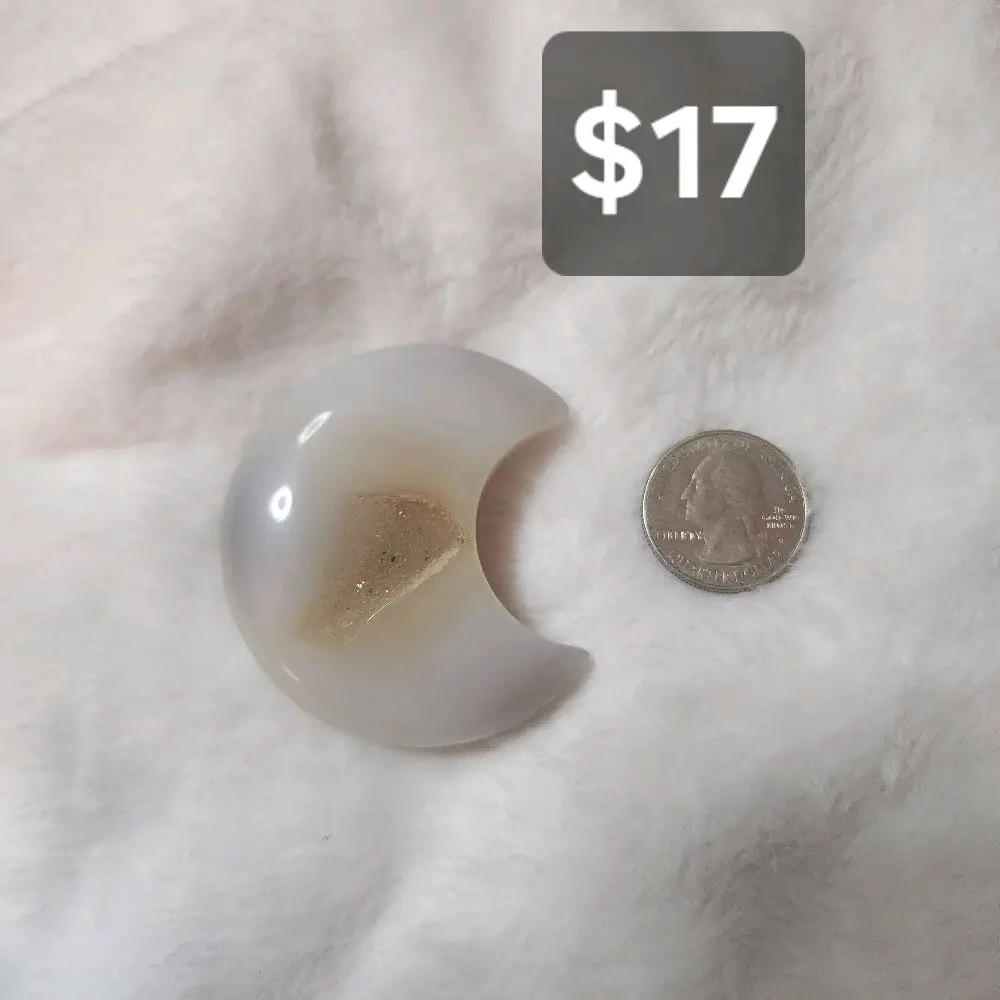 #14 Natural Gray Banded Agate Moon with Druzy Center Home Decor Carving Healing Crystal for Meditation & Spiritual Gifts