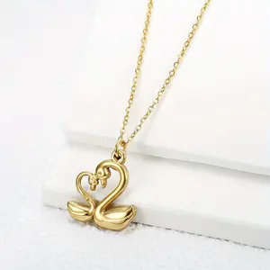 1 Piece of Fashionable and Creative Swan Pattern Stainless Steel Pendant Necklace Suitable for Daily Casual Wear, Perfect Holiday and Birthday Gift Accessories for Family and Friends