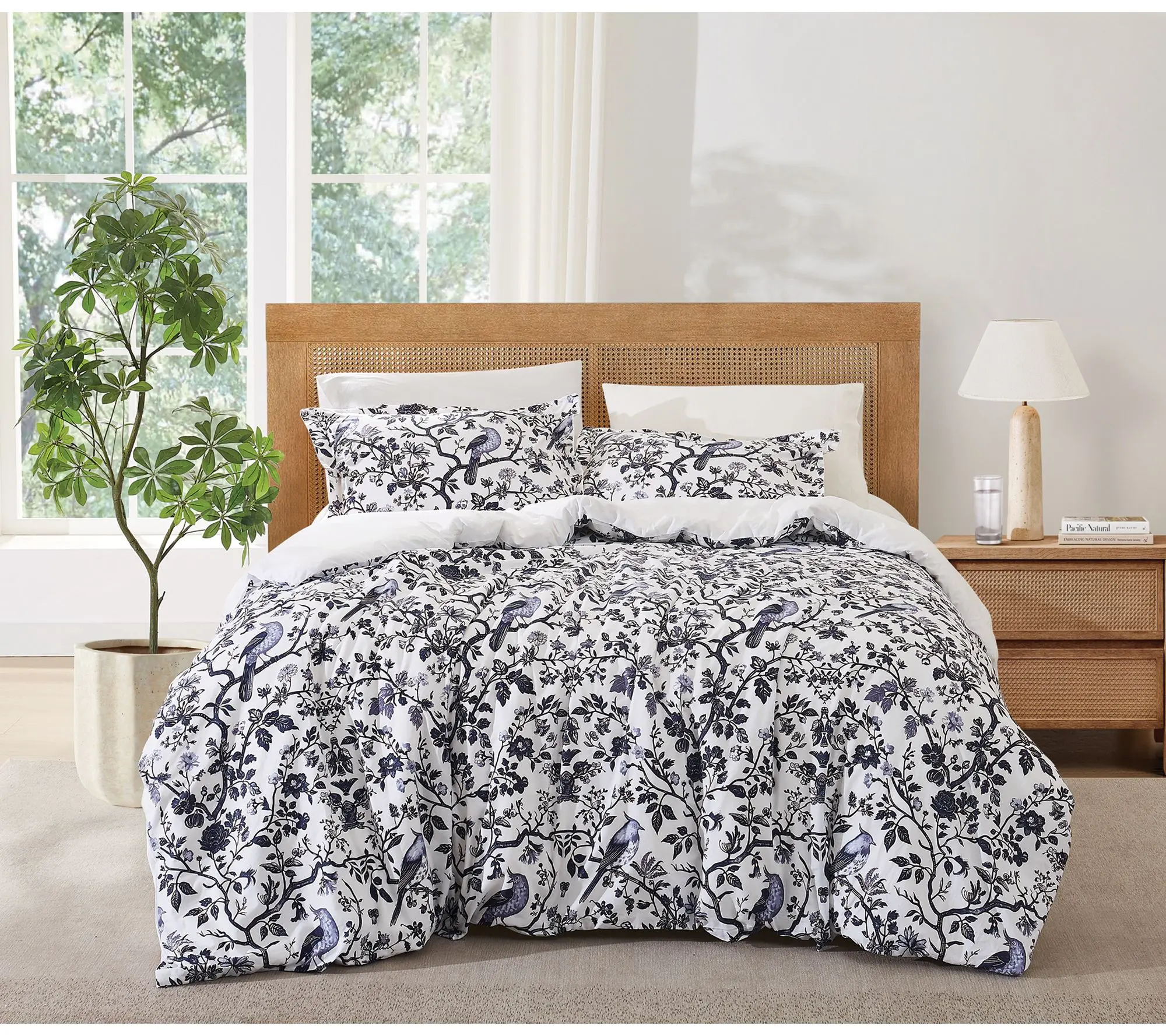 Brooklyn Loom Ava Floral King 3 Piece Duvet Set