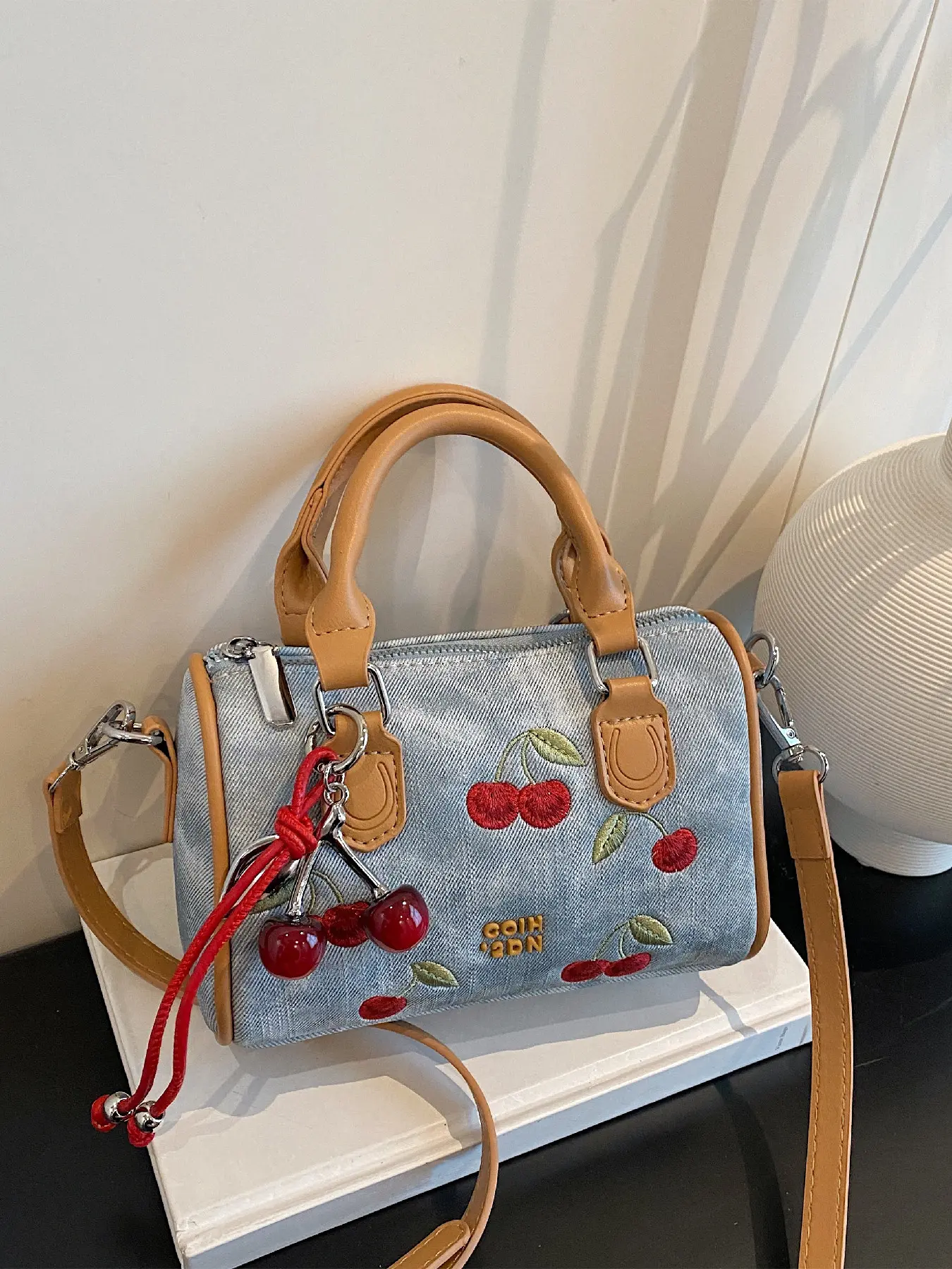 Vintage Versatile Letter Cherry Decor Handbag, Chic Vintage Handbag, Casual Trendy Handbag, Casual Fashion Bag, Practical Crossbody Bag for Daily Outing, Date Night, Dinner Party