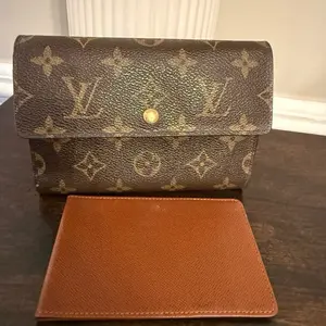 Pre-owned Louis Vuitton Canvas Small Leather Goods Monogram international wallet