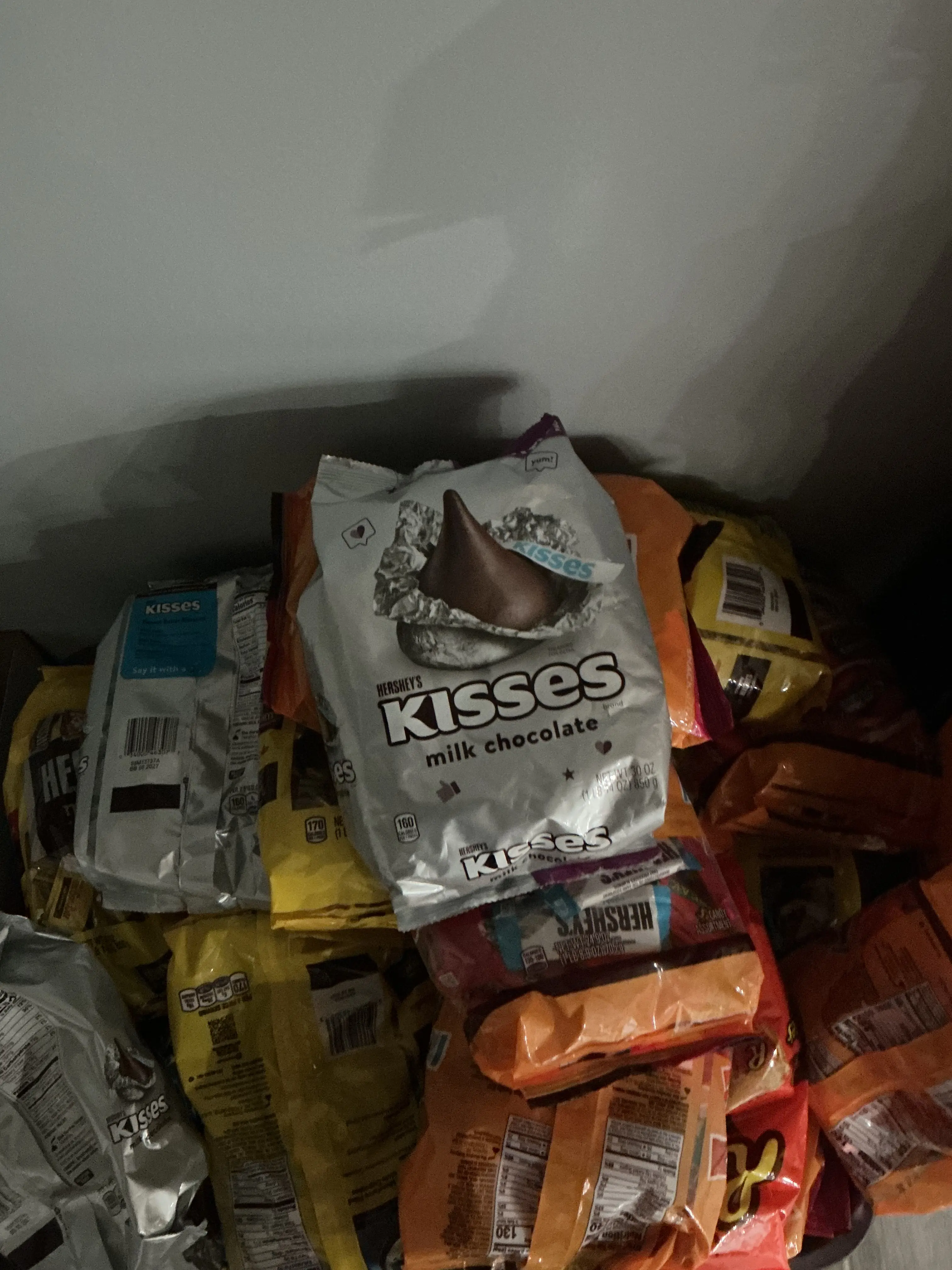 Hershey's Kisses Milk Chocolate - Indulge in the Classic Taste of Hershey's Kisses Milk Chocolate