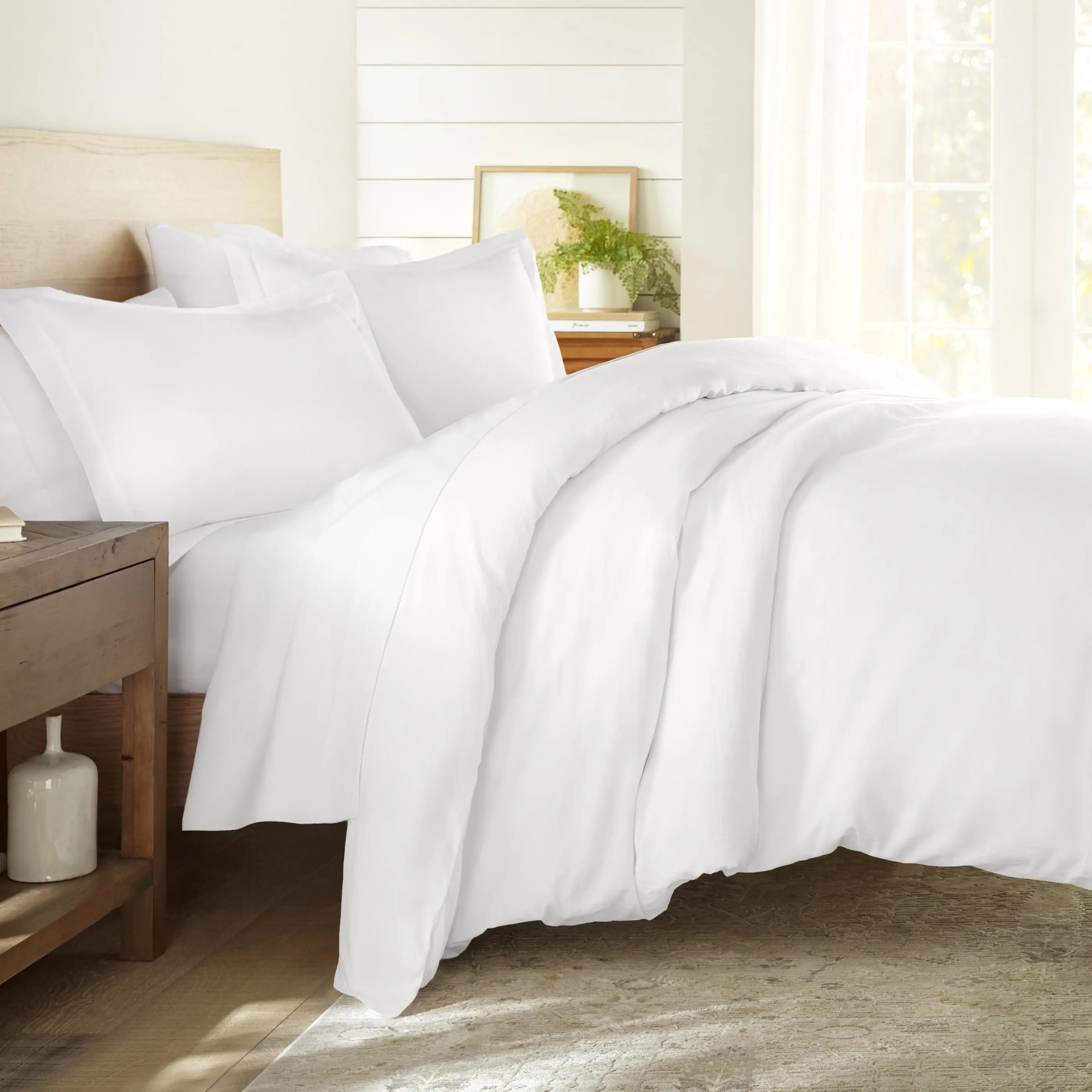 100% Long Staple Cotton 3-Piece Duvet Cover Set 100% Long Staple Cotton 3-Piece Duvet Cover Set