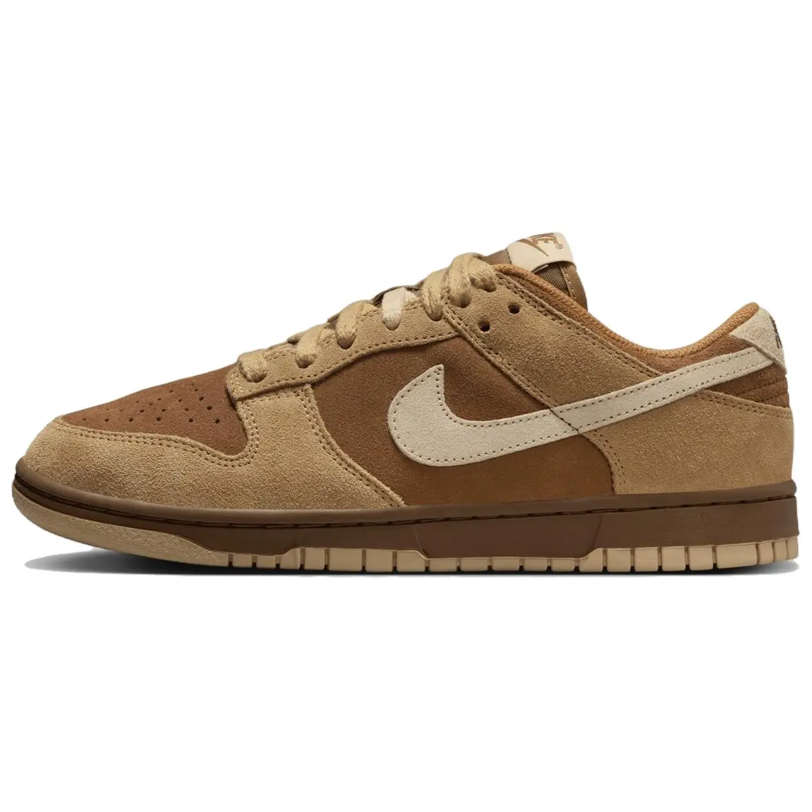 Nike Wmns Dunk Low 'Reverse Maple' Women's Leather Sports Shoe, Casual Sneaker, Athletic Footwear, Retro, Casual Wear, Runs Slightly Large, Us W 10