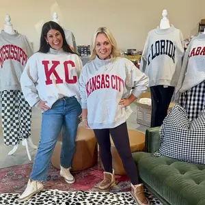 Kansas City Chiefs Reversible Mock Neck Sweatshirt Gray Oversized Cozy KC Logo Comfortable Fit