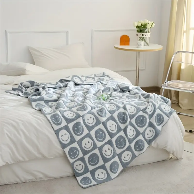 Checkerboard Smile Face Microfiber Cozy Blanket Throw - Soft Comfy Flannel Fleece Blanket for Office, Bed, Decor, Flannel Fleece Blankets