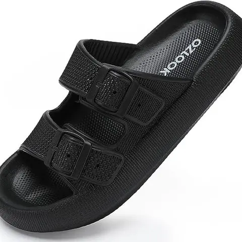 Pillow Slippers , Cloud Slides Double Buckle Adjustable ， EVA Ultra Cushion Sandals Footwear Girl Women Shoe Comfort