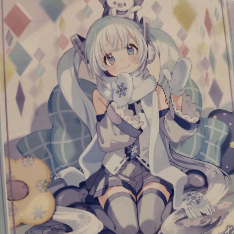 SNOW M1KU /SKYT0WN Miku Fan Figure with Blue Outfit and White Scarf for Home Decoration