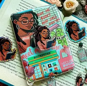 Magnetic Phone Grip for Kindle & Books, Trendy Functional Unique Design Black Beauty Girl Read Books Accessory, Gift For Her