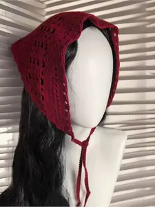 A retro red hollowed-out triangular headscarf, headband, fart curtain skirt, women's new strap skirt stacking artifact can be used as headscarf