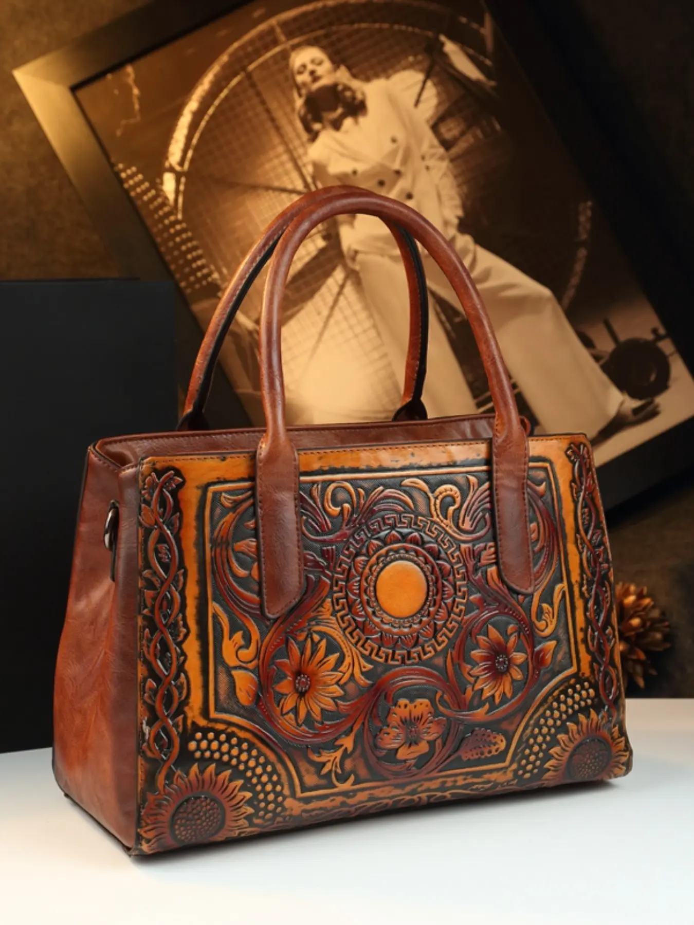 Vintage Tannery Craft Embossed Handbag, Boho Style Handbag, Traditional Floral Pressed Large Capacity Commuter Bag, Mom Style Shoulder Crossbody Bag, Fashionable Purse