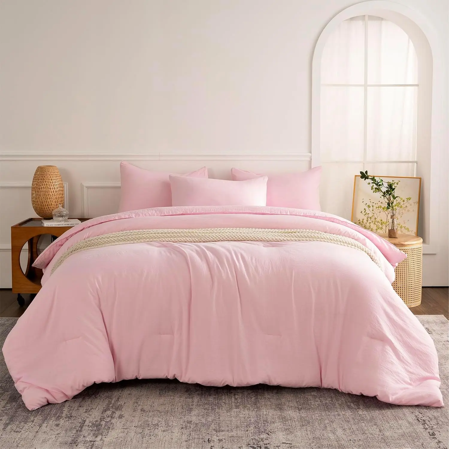 Pink Comforter Full 3 Comforter Full Light Pink Style Lightweight Comforter for Seasons 1 Comforter and 2 Pillowcases (Pink, Full)