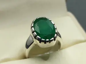 Natural Unheated 4 Carats Green Zambian Emerald Women Ring Sterling Silver 925 Handmade Zamurd Ring