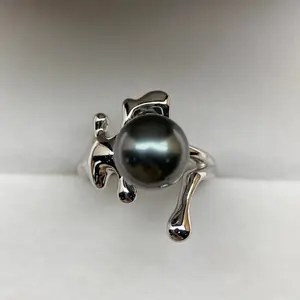 Unique Tahitian Seawater Pearl Ring 10-11 mm