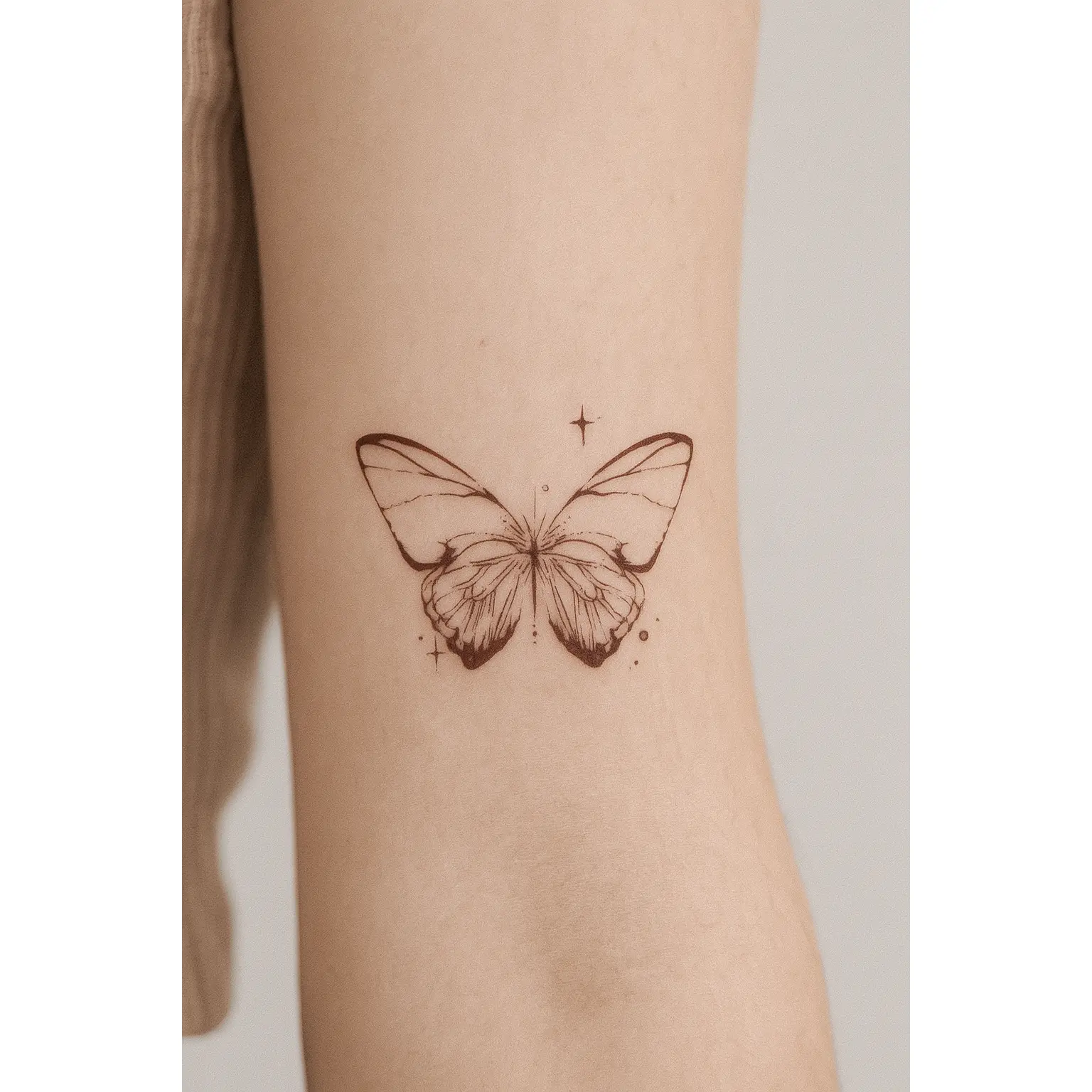 Midnight Moth Tattoo Canvas 2x2 inch Water Ink Colored Temporary Tattoo with Vibrant Design for Stylish Looks