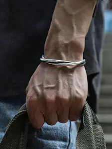 Men's Vintage Simple Alloy Geometric Open Bracelet, Elegant Minimalist Bangle, Casual Daily Wear Jewelry, Stylish Accessory for Everyday Use