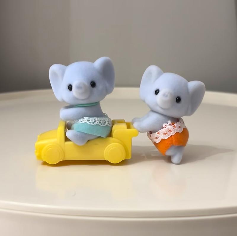 Sylvanian Families Elephant Family 5771 Trio + Baby Twins Set Calico Critters