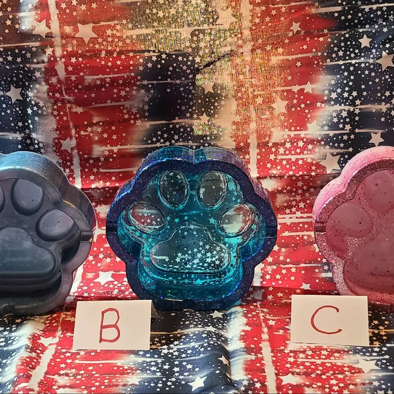 Resin Ashtray Dog paw  Accessories can do other colors to match your style