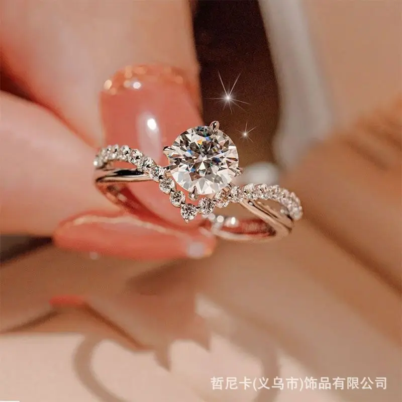 One carat coronation ring for love