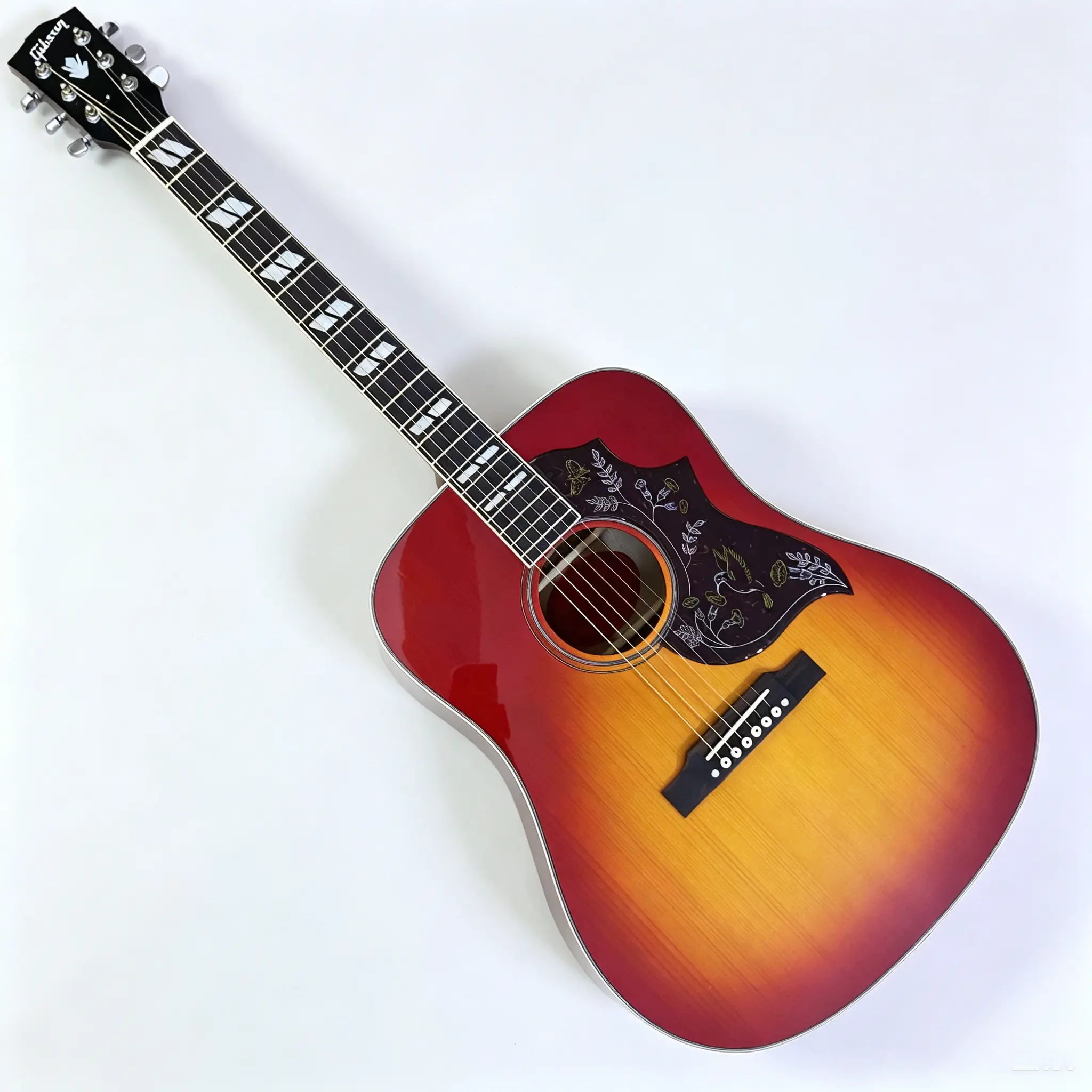 Stylish Hummingbird D45 Acoustic Guitar - Gloss Cherry Sunburst Gradient Finish, Solid Spruce Top, Rosewood Back Panel, Exquisite Bird Floral Pattern Pickguard, Square Diamond Pearl Inlay Fretboard, Stylish Guitar