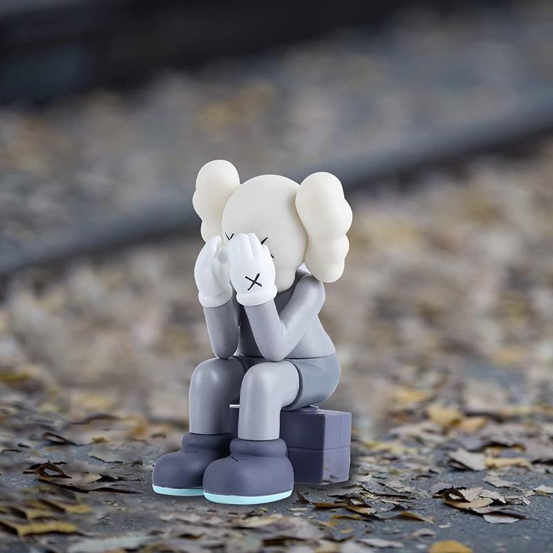 kaws Figure,Vinyl kaws  Model Art Toys Collectible Ornaments Room Decor Statue Figurine Gift