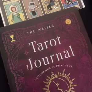 The Weiser Tarot Journal: Guidance and Practice (for Use with Any Tarot Deck--Includes 208 Specially Designed Journal Pages and 1,920 Full-Color Tarot -- Theresa Reed - Hardcover