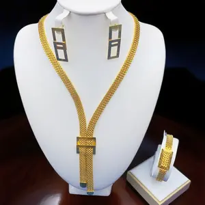 New Dubai Bridal Earrings Necklace Fashion Jewelry Collection Two-Piece Set Woman Girl Holiday Gift Gold Pendant