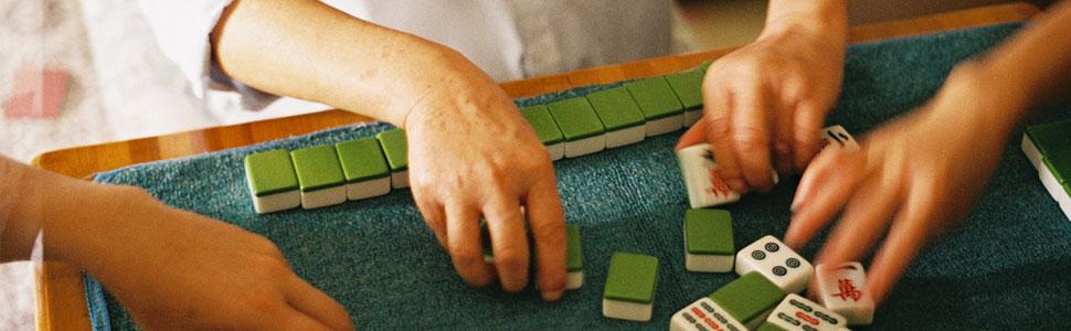 Mahjong Set,Chinese Mahjong Game Set with Carrying Travel Case, 1.5'' Large 146 Tiles with Arabic Numerals, 3 Dices, A Wind Indicator, A Set of Chips, Mah Jongg Set