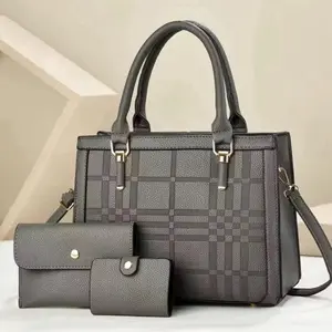 Elegant Plaid Pattern Handbag Set with Matching Wallet Stylish Functional for Everyday Use Classic Design
